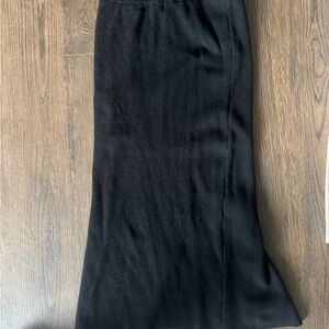 Lulu's Classic Black Maxi Skirt